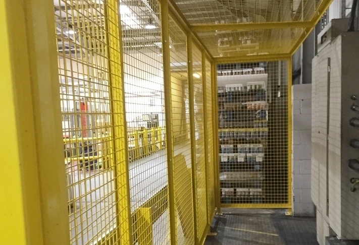 Metal storage cage