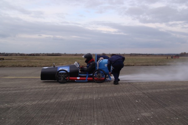Gravity Racer aquadrag with rockets